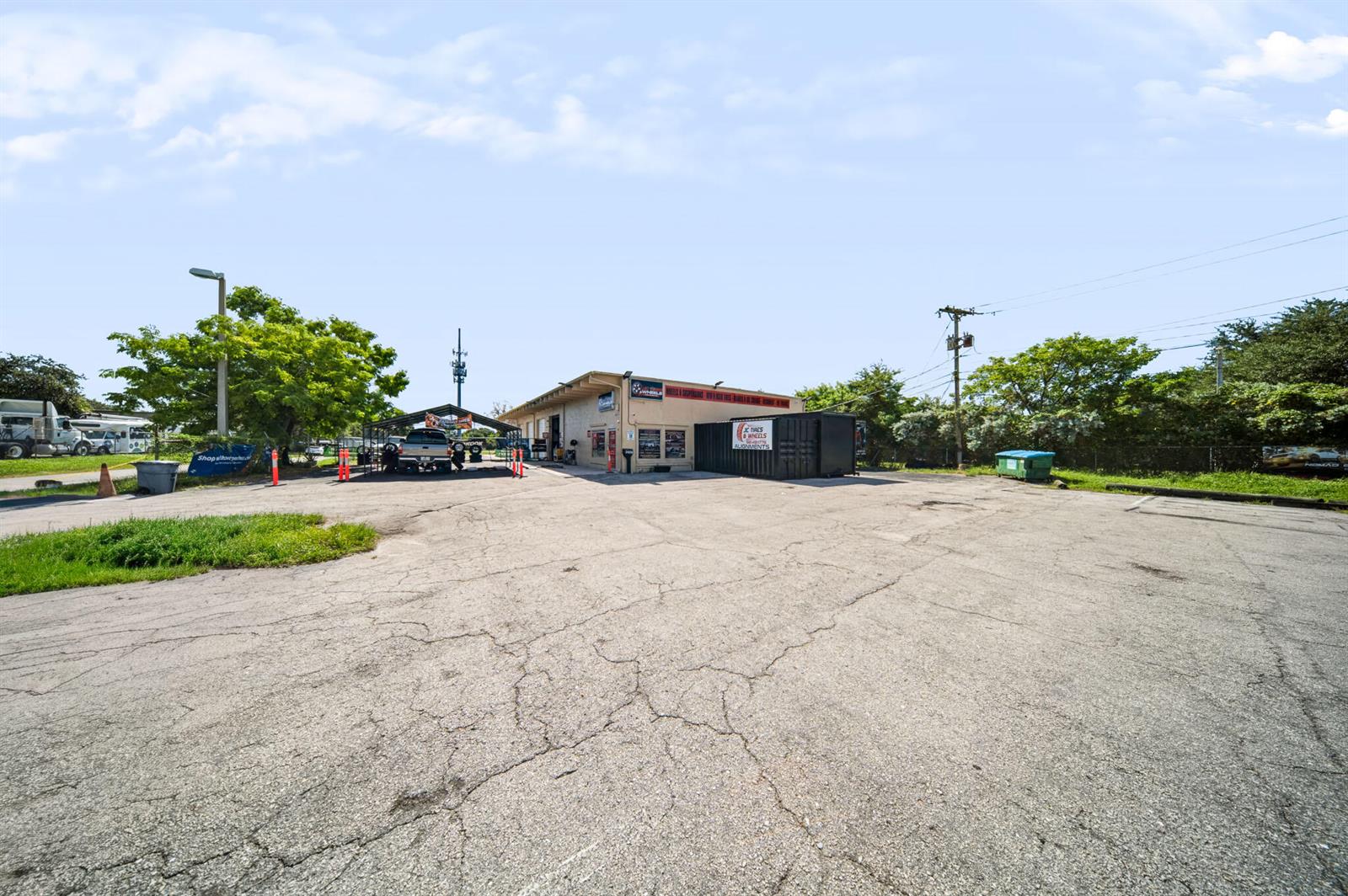   / 0  sq. ft. $ 2026-08-25 0 Photo