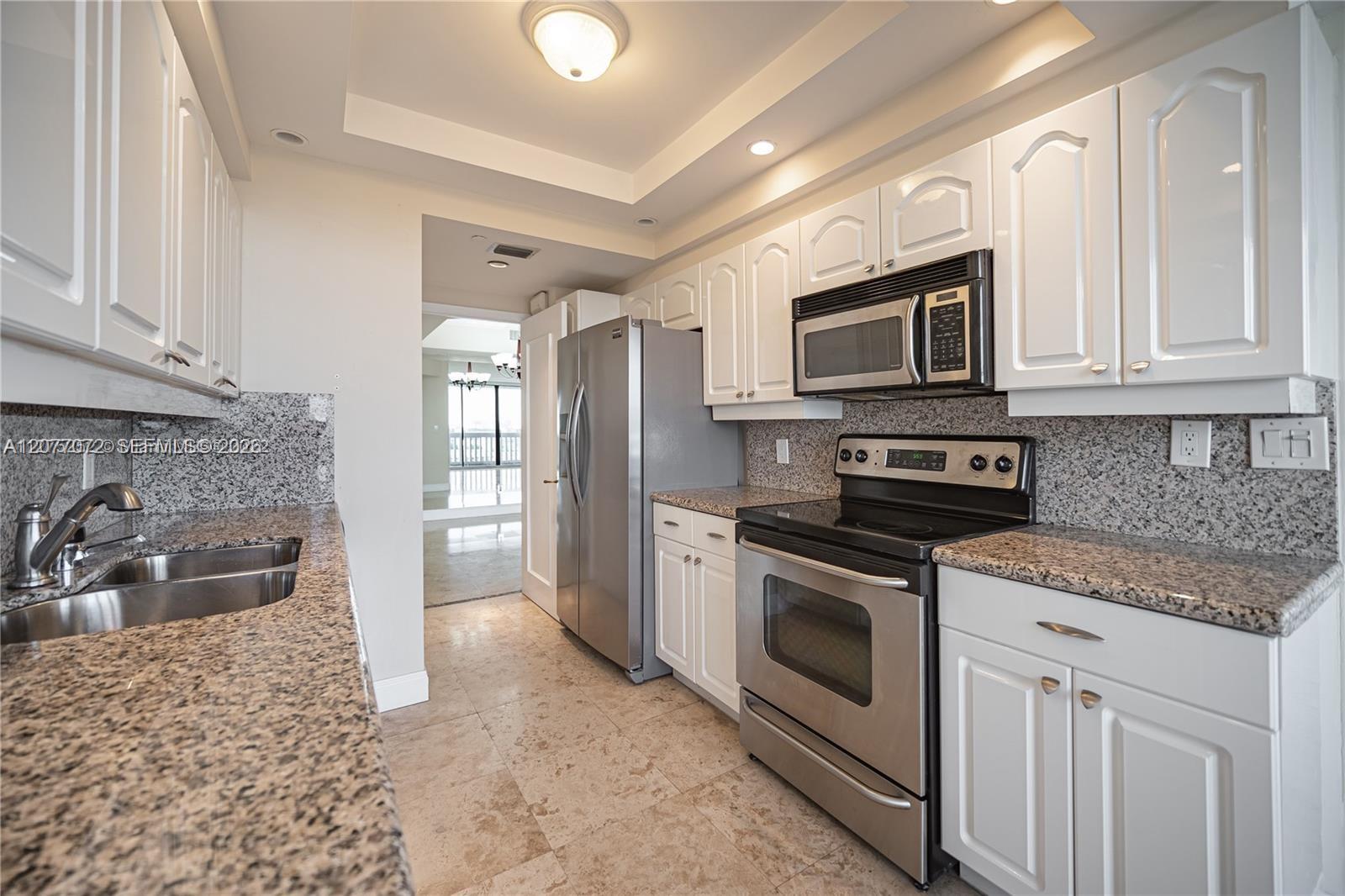 See details 908 2 / 2 1560 sq. ft. $ 2026-08-24 0 Photo