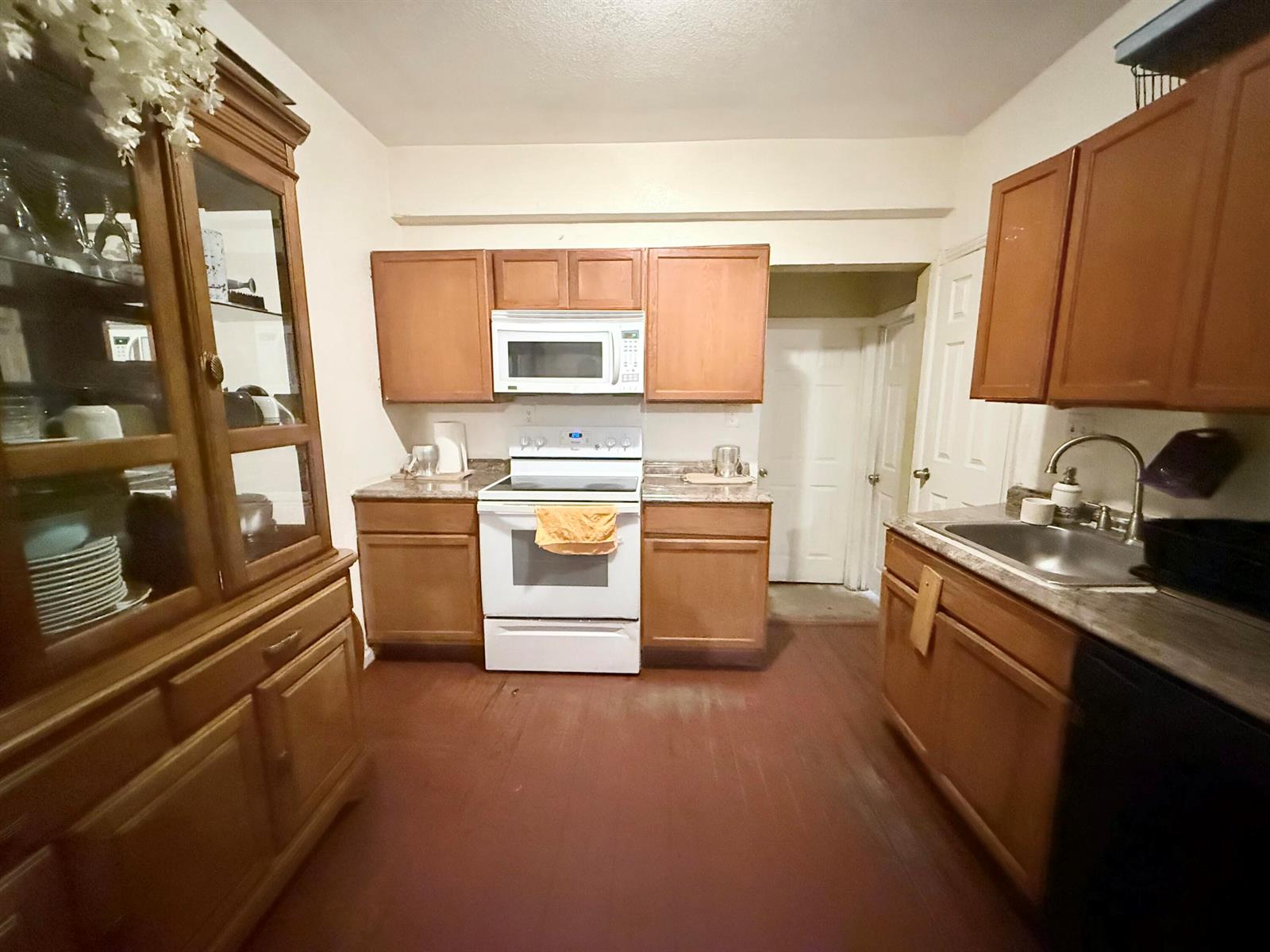   / 0  sq. ft. $ 2026-08-25 0 Photo