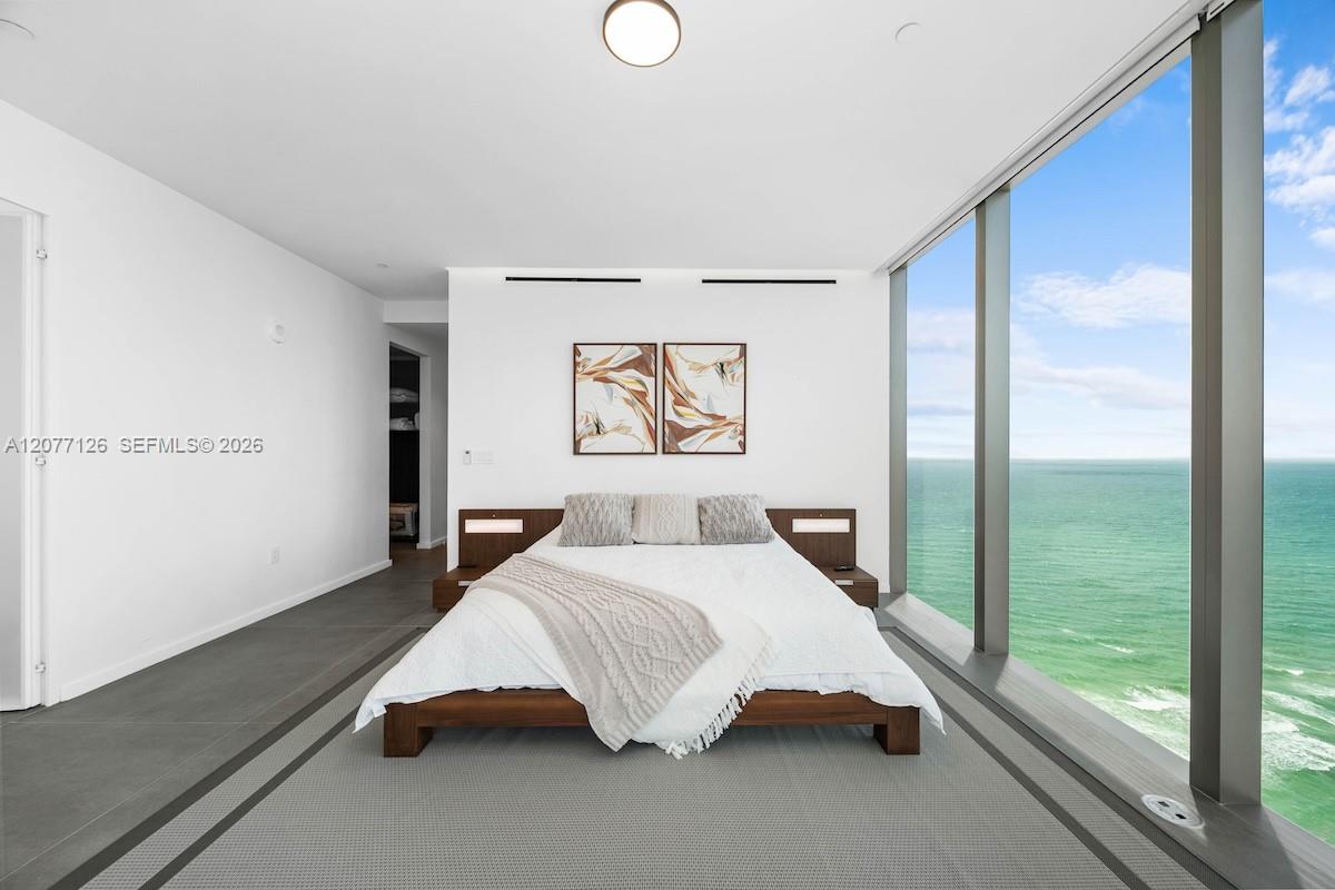 31B 4 / 4 2549 sq. ft. $ 2026-08-25 0 foto