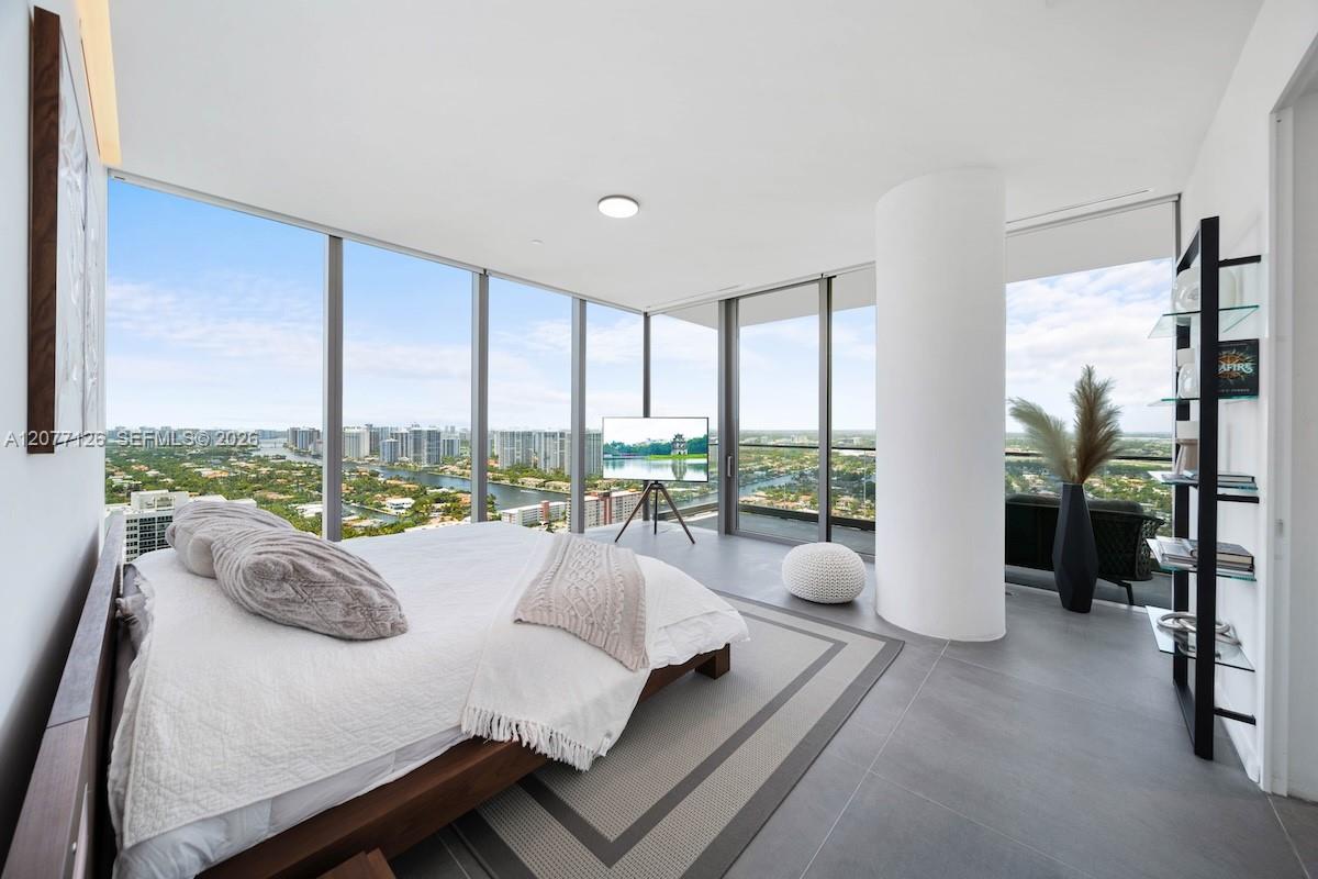 31B 4 / 4 2549 sq. ft. $ 2026-08-25 0 foto