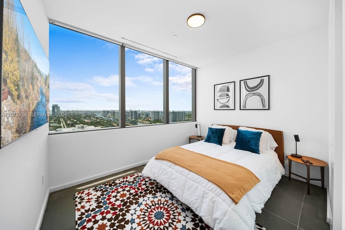 31B 4 / 4 2549 sq. ft. $ 2026-08-25 0 foto