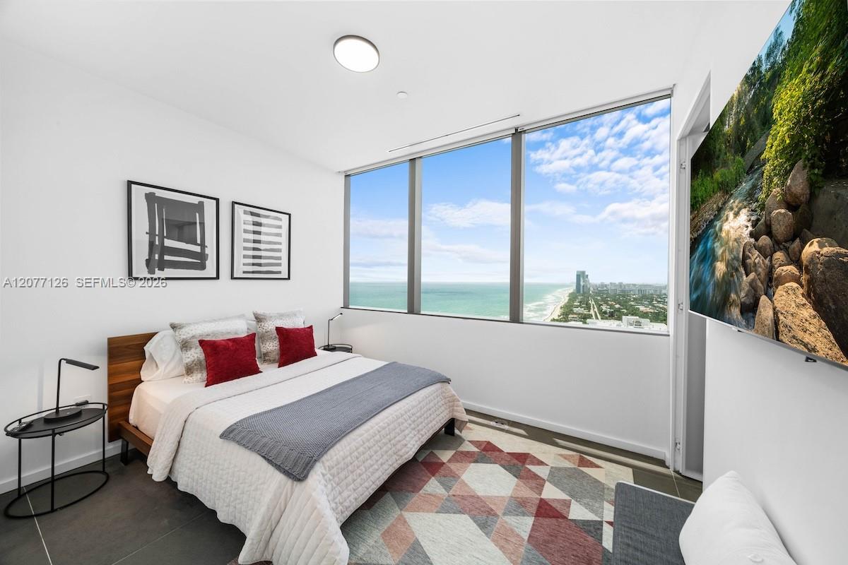31B 4 / 4 2549 sq. ft. $ 2026-08-25 0 foto