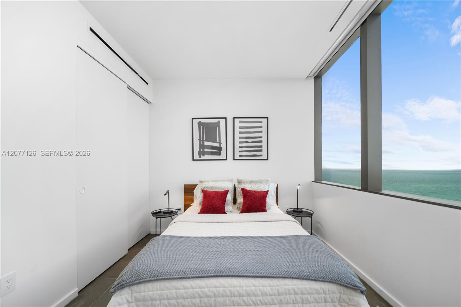 31B 4 / 4 2549 sq. ft. $ 2026-08-25 0 foto