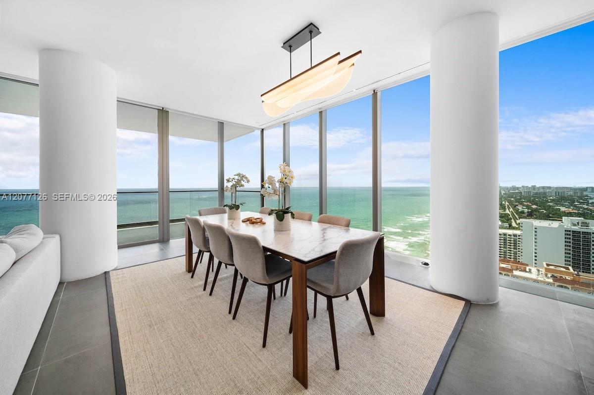 31B 4 / 4 2549 sq. ft. $ 2026-08-25 0 foto