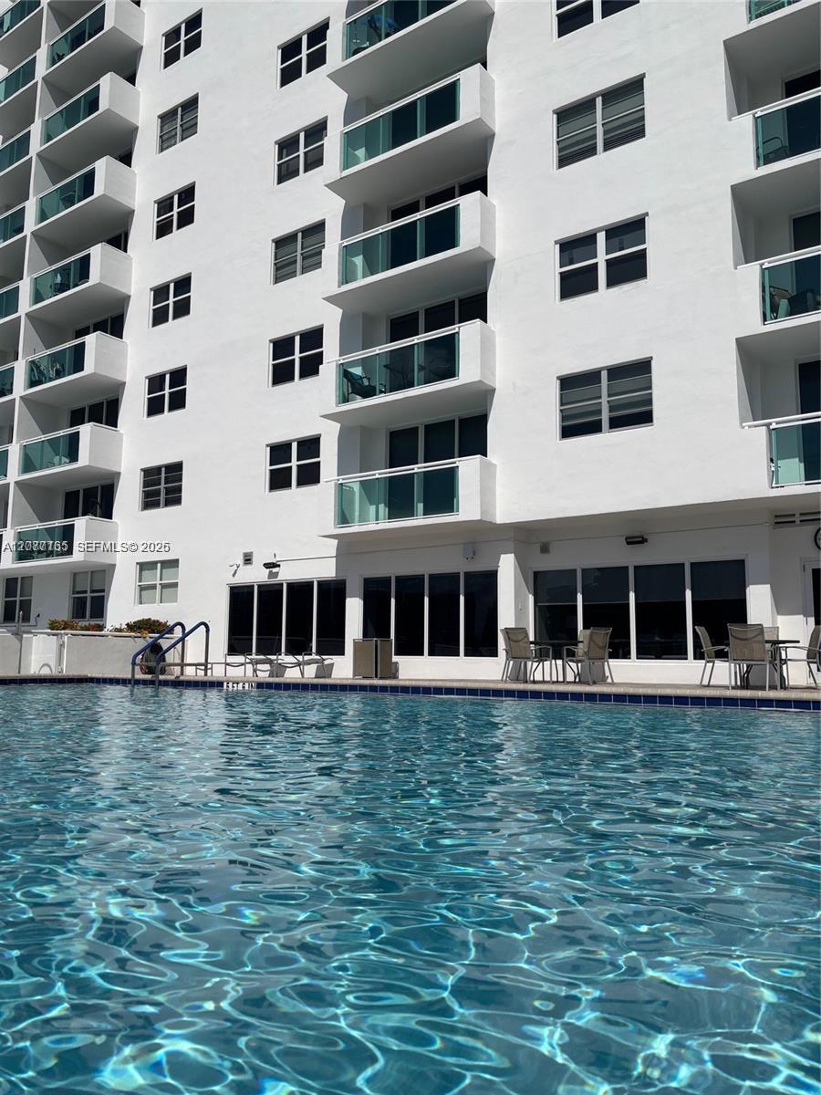 304 1 / 1  sq. ft. $ 2026-08-25 0 foto