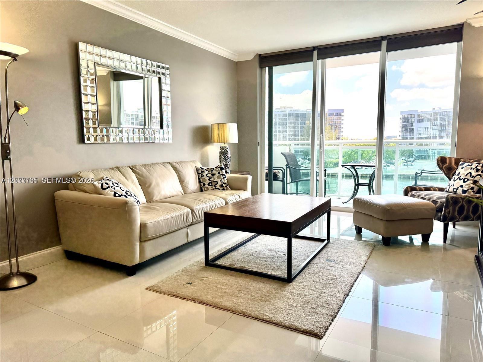 304 1 / 1  sq. ft. $ 2026-08-25 0 foto