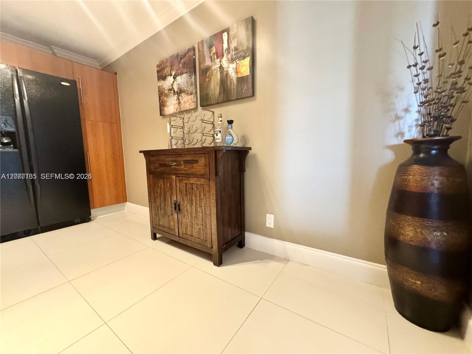 304 1 / 1  sq. ft. $ 2026-08-25 0 foto
