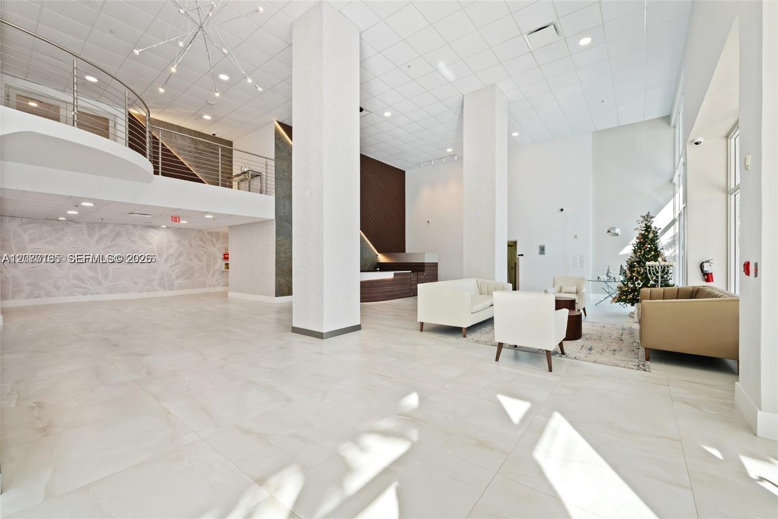 304 1 / 1  sq. ft. $ 2026-08-25 0 foto
