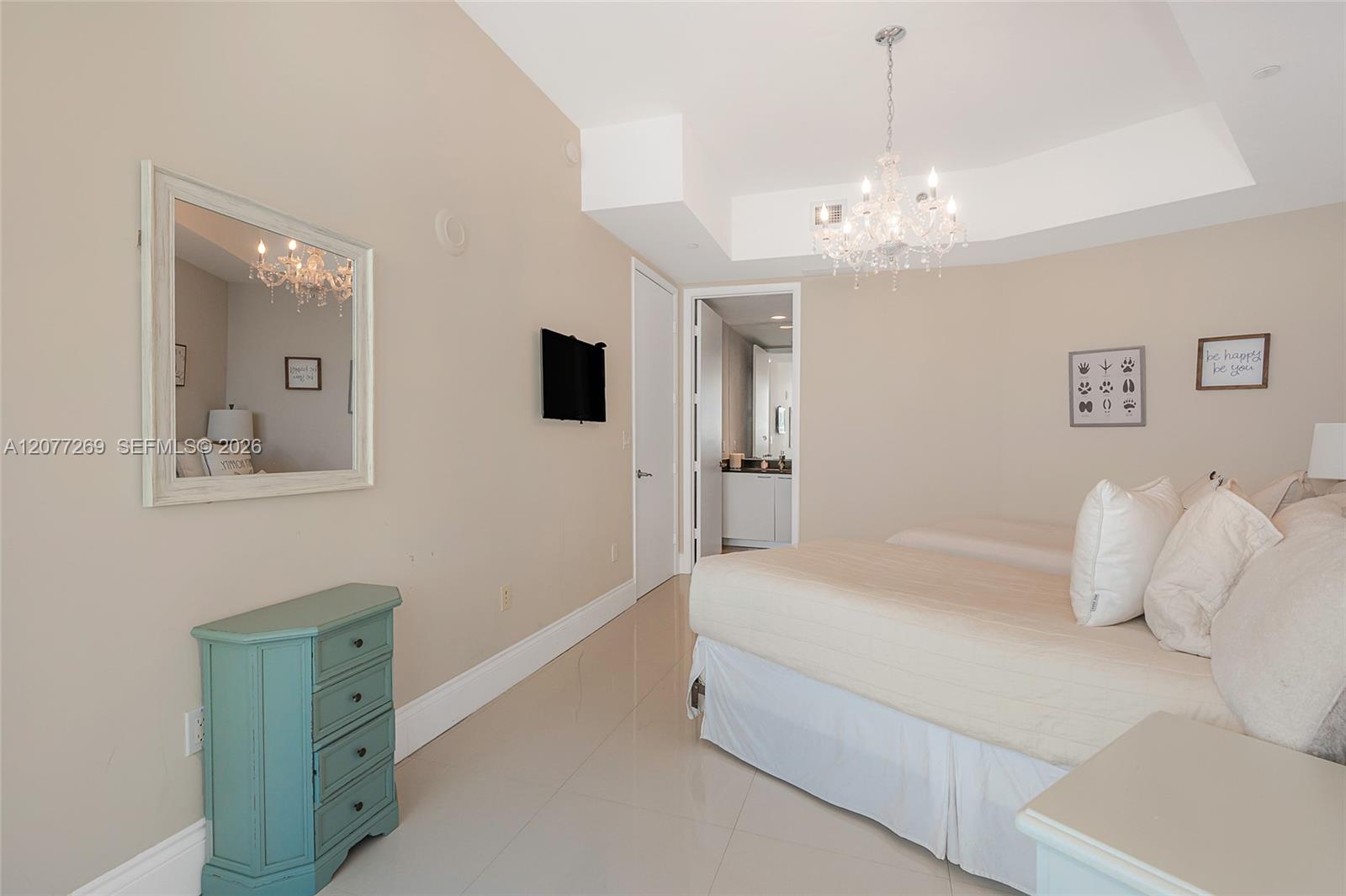 2903 3 / 3 1962 sq. ft. $ 2026-08-25 0 Photo