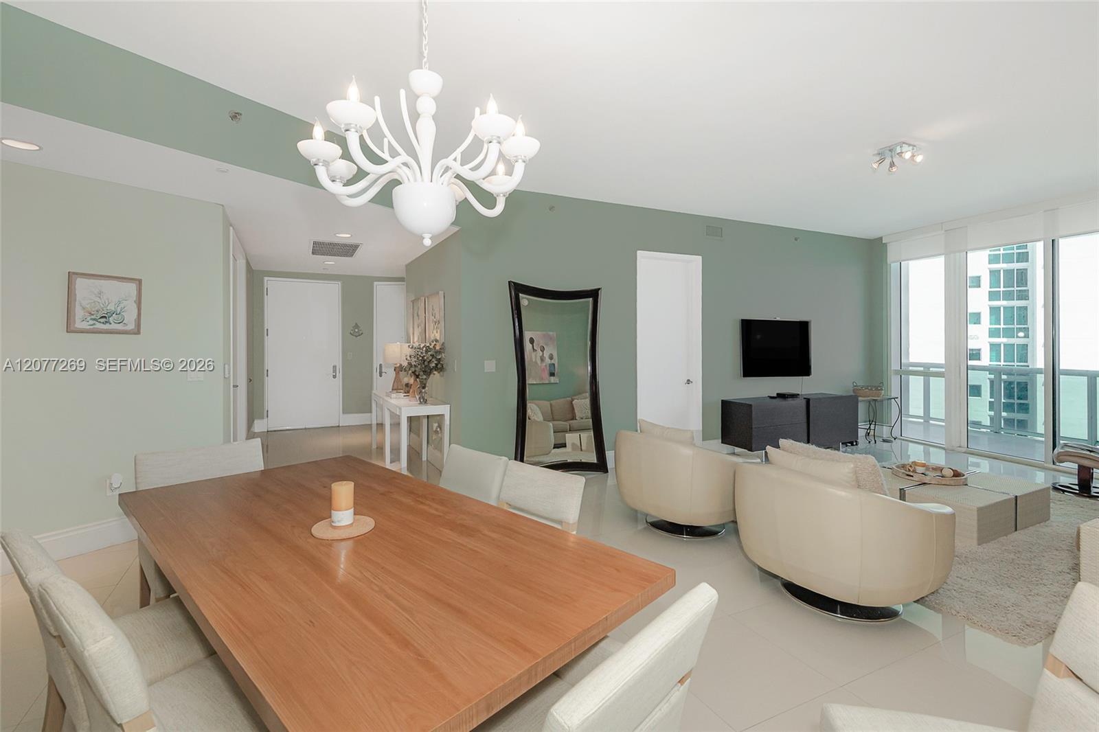 2903 3 / 3 1962 sq. ft. $ 2026-08-25 0 Photo
