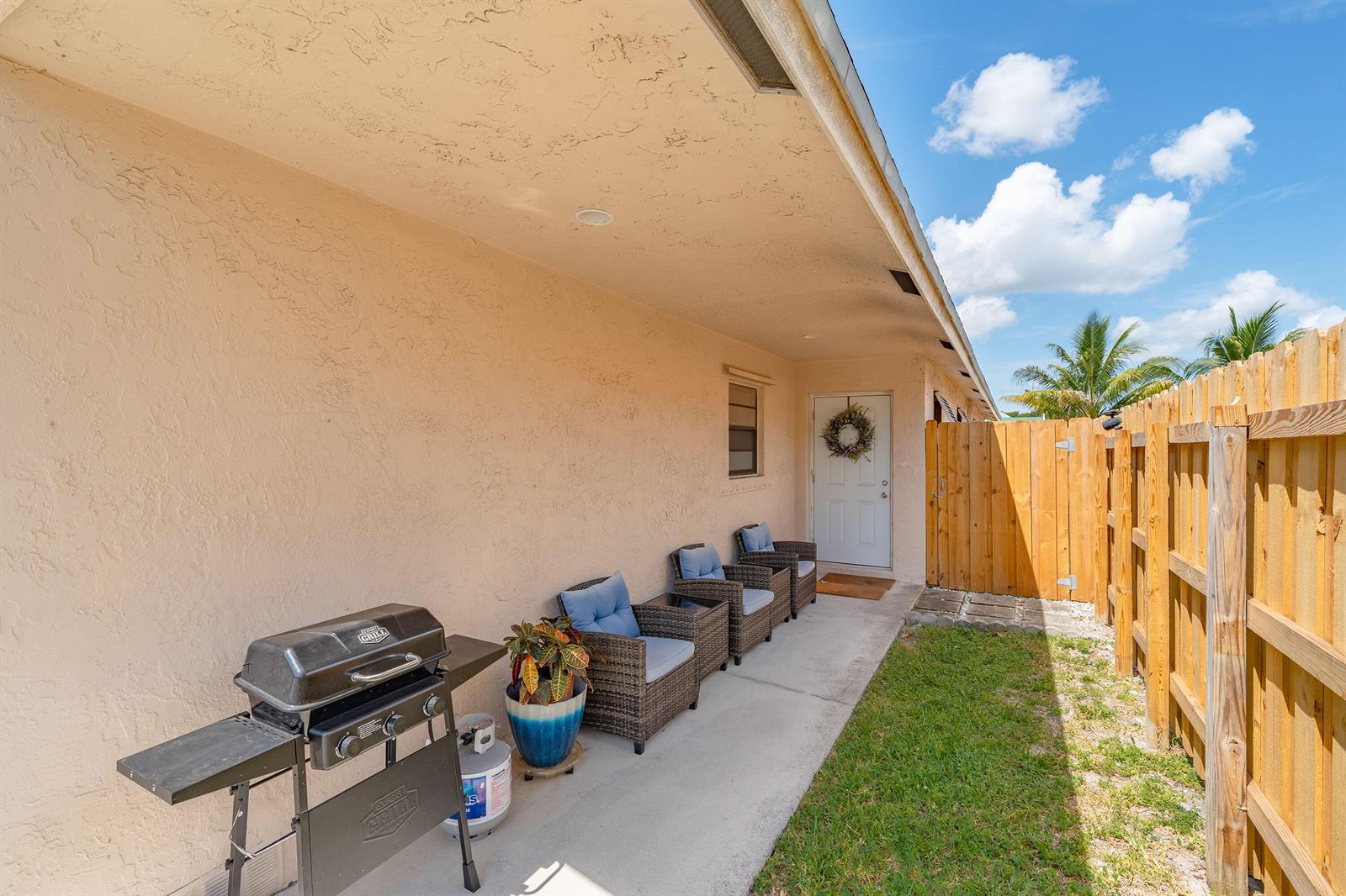See details 1-2 / 0 2412 sq. ft. $ 2026-08-26 0 Photo