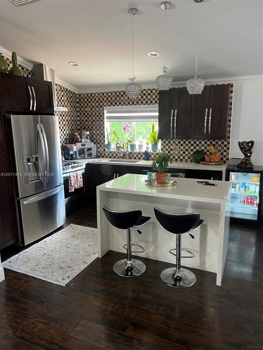See details 5861 5 / 3 1764 sq. ft. $ 2026-08-25 0 Photo