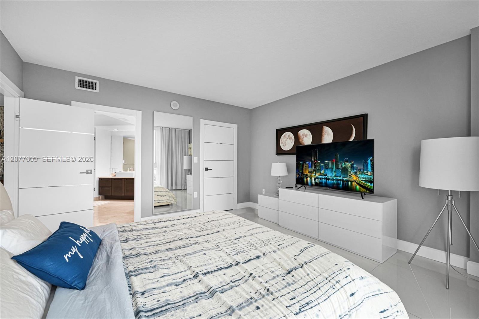 Photo 12 of Sunny Isles Blvd