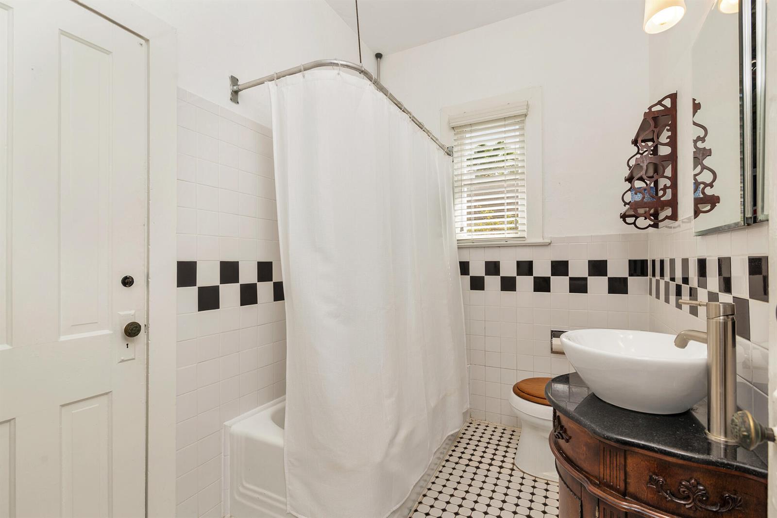 Ver detalles / 0 3004 sq. ft. $ 2026-08-27 0 foto