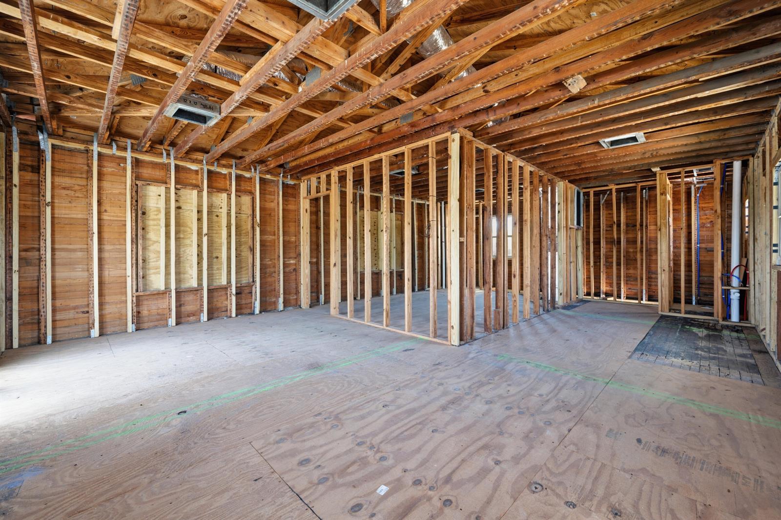   / 0 1280 sq. ft. $ 2026-08-27 0 foto