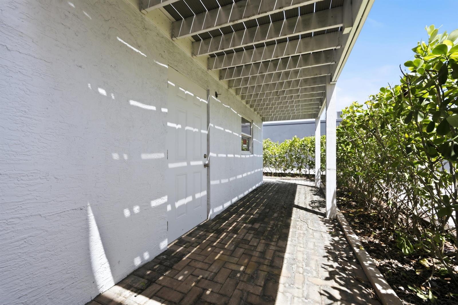   / 0 1280 sq. ft. $ 2026-08-27 0 foto