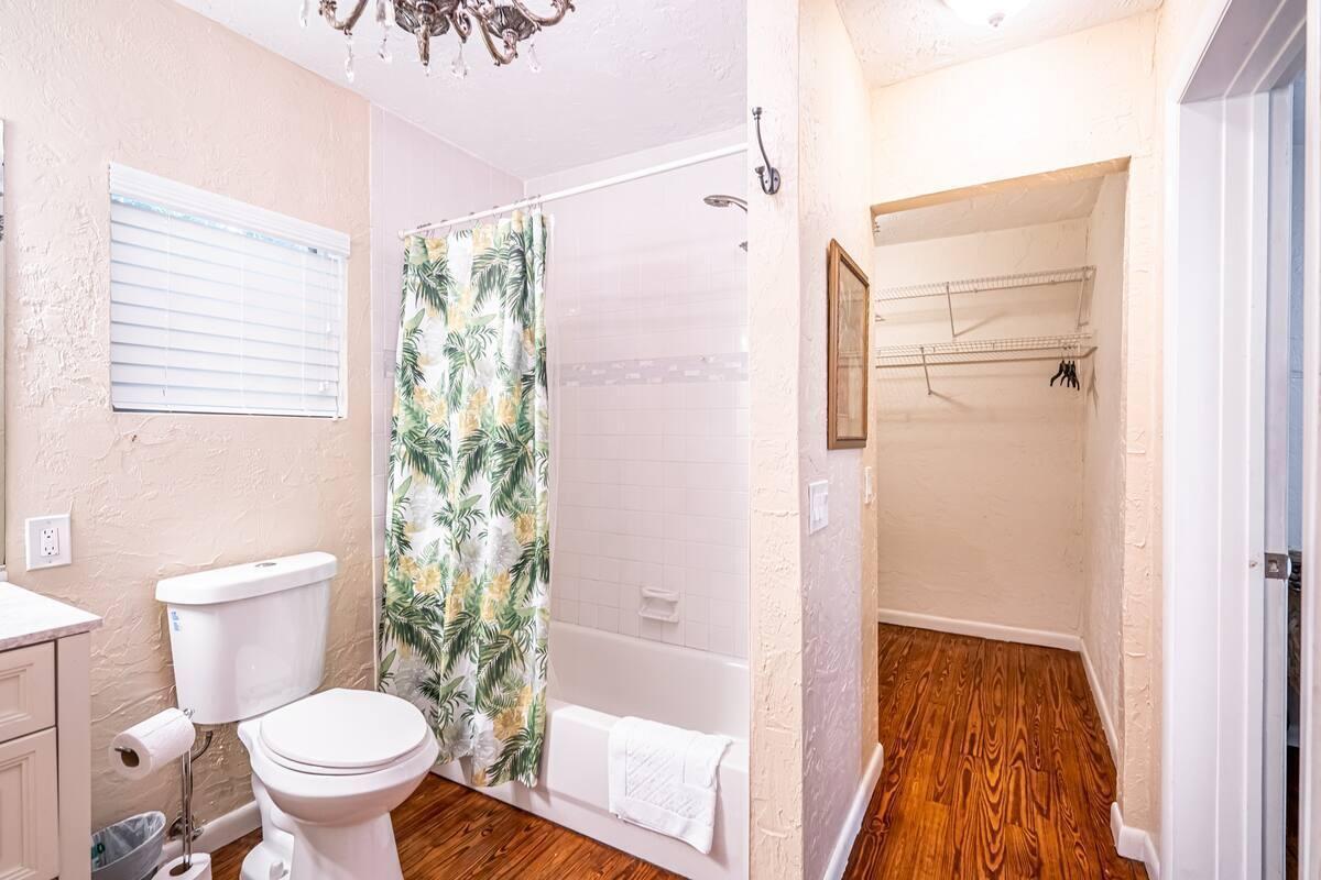 Ver detalles / 0 932 sq. ft. $ 2026-08-27 0 foto