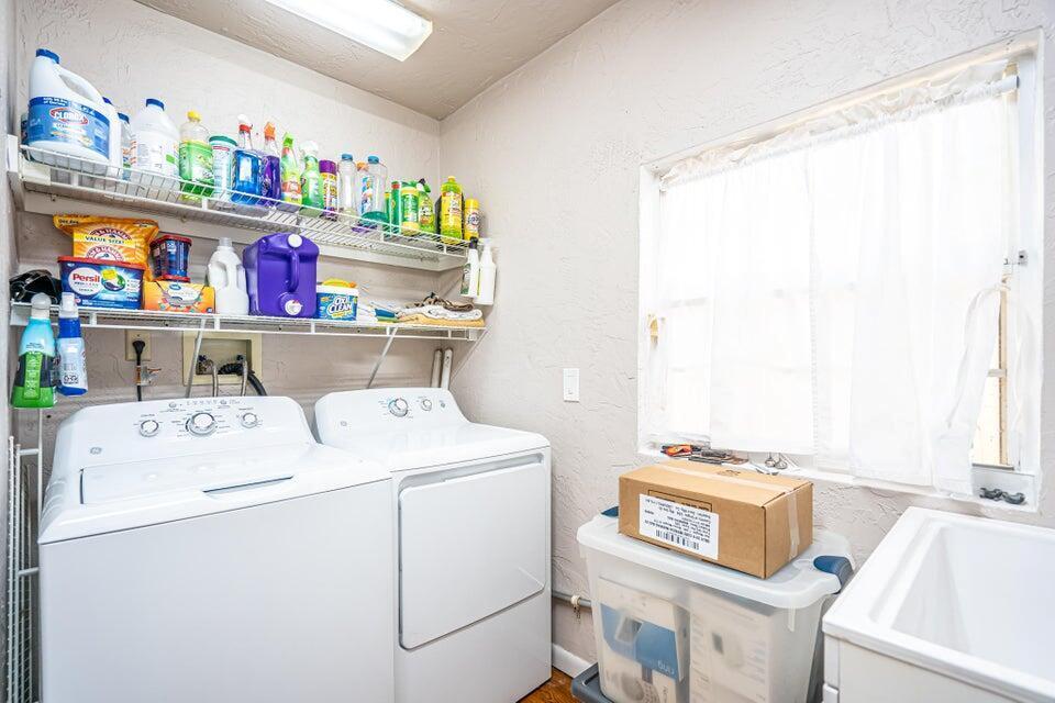 Ver detalles / 0 932 sq. ft. $ 2026-08-27 0 foto
