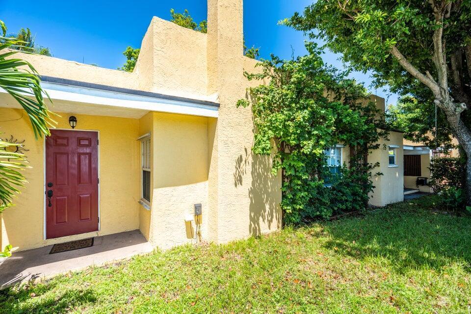 Ver detalles / 0 932 sq. ft. $ 2026-08-27 0 foto