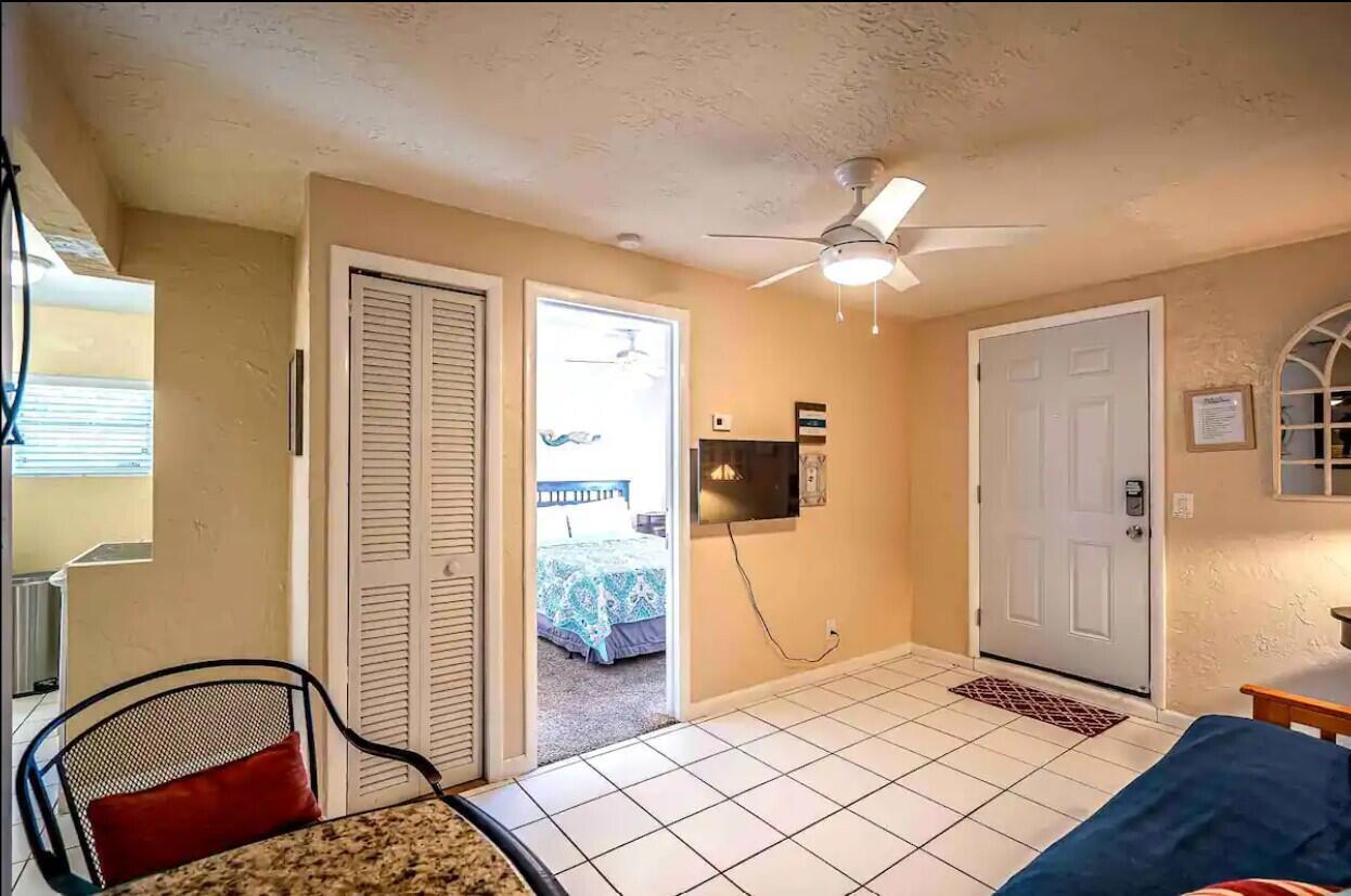 Ver detalles / 0 932 sq. ft. $ 2026-08-27 0 foto