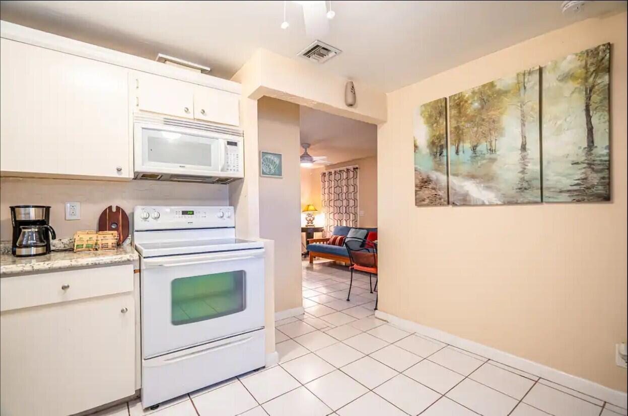 Ver detalles / 0 932 sq. ft. $ 2026-08-27 0 foto
