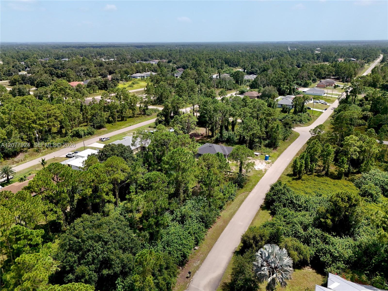   /   кв.футов $ 2026-08-26 0 Фото
