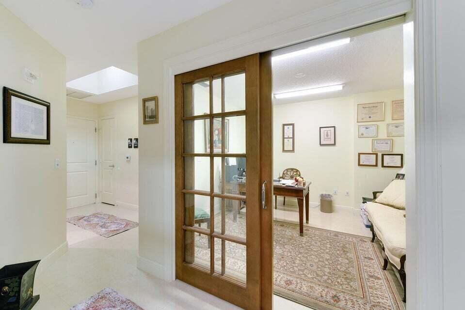 See details 117 / 0 sq. ft. $ 2026-08-27 0 Photo