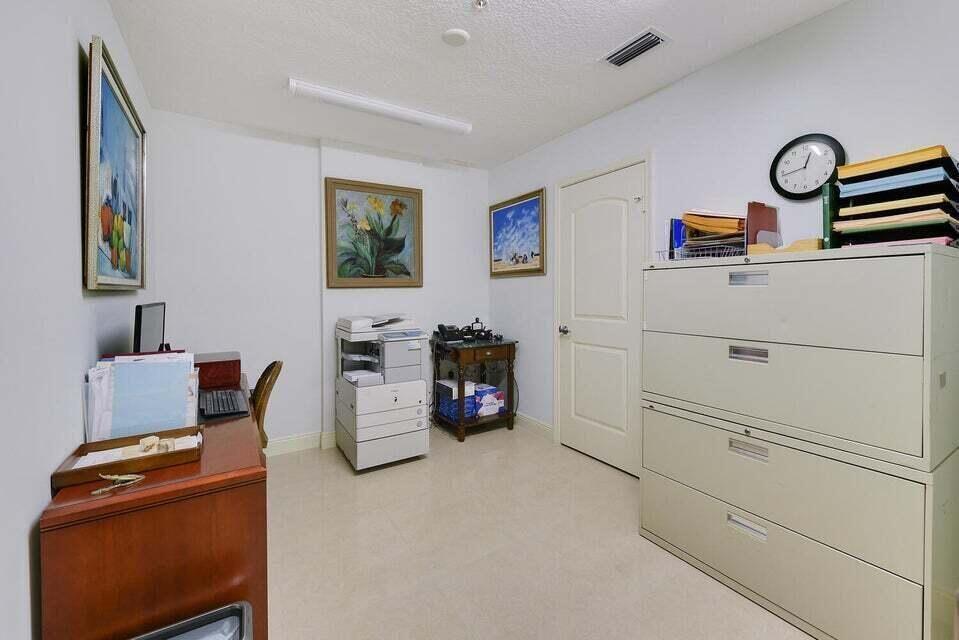See details 117 / 0 sq. ft. $ 2026-08-27 0 Photo