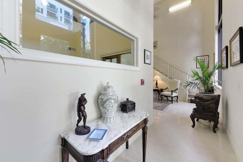 See details 117 / 0 sq. ft. $ 2026-08-27 0 Photo