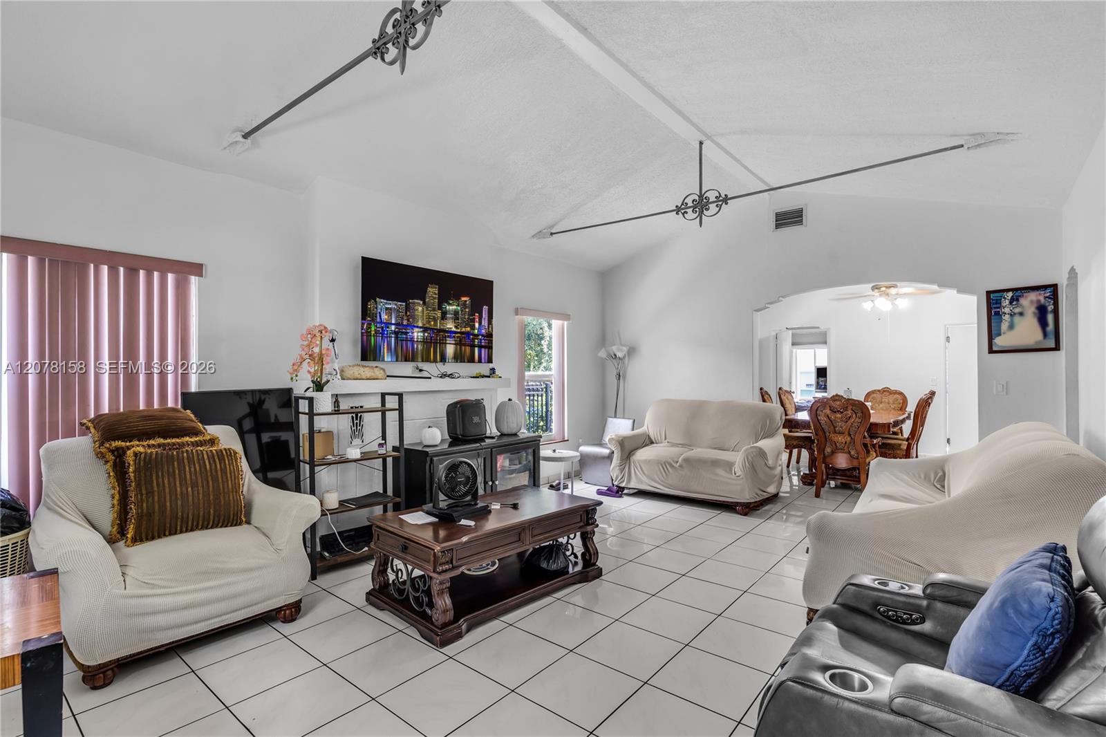   /  2499 sq. ft. $ 2026-08-26 0 foto