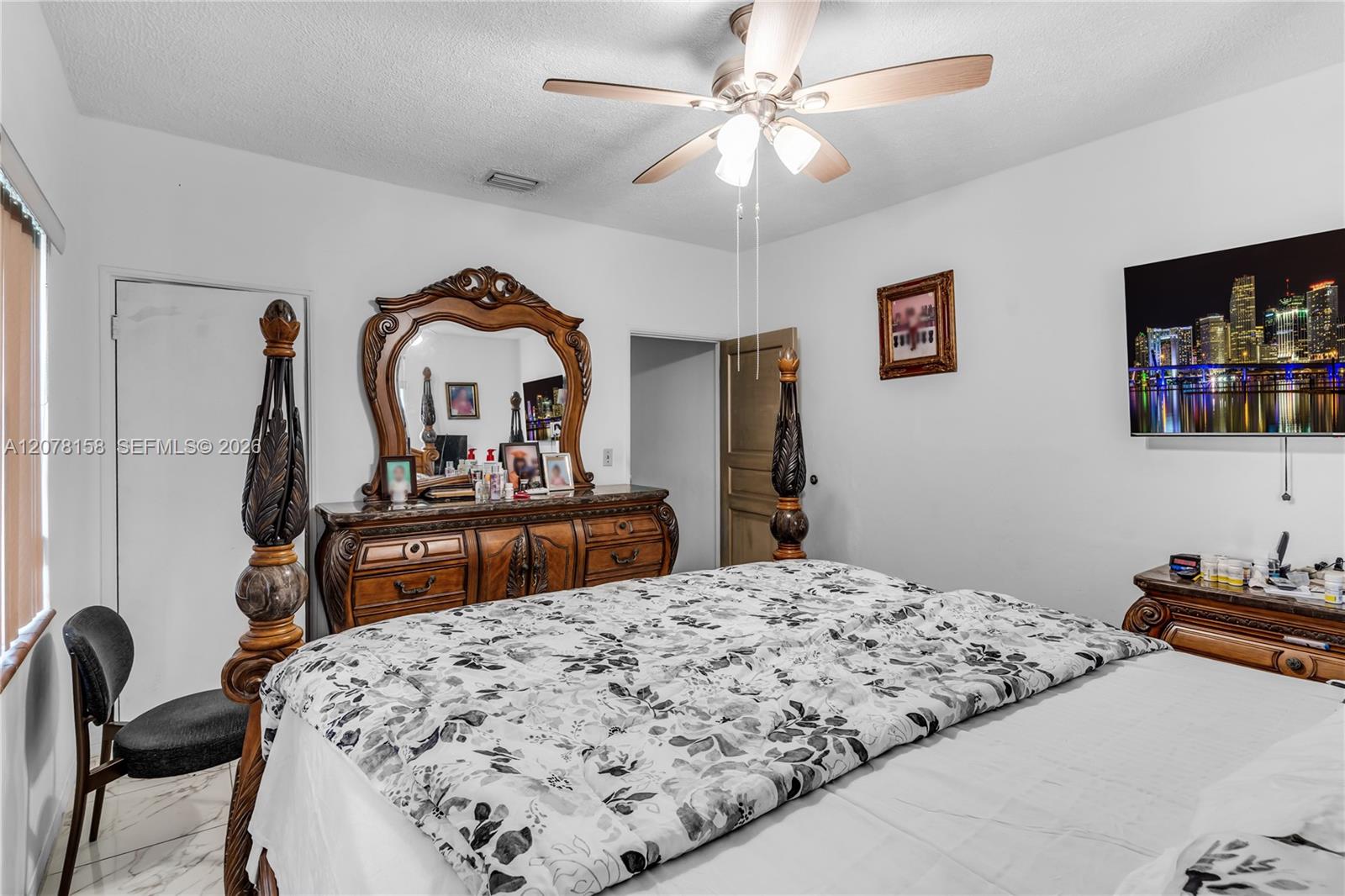   /  2499 sq. ft. $ 2026-08-26 0 foto