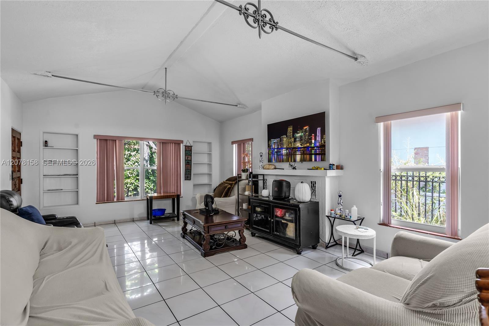   /  2499 sq. ft. $ 2026-08-26 0 foto