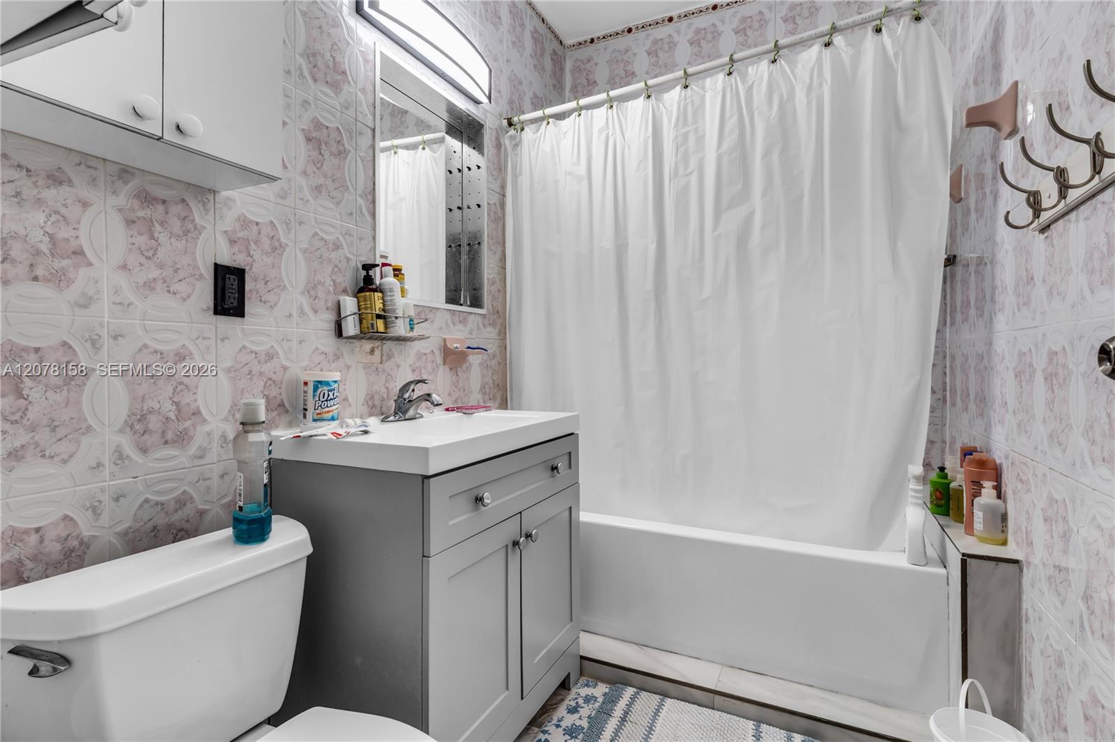   /  2499 sq. ft. $ 2026-08-26 0 foto