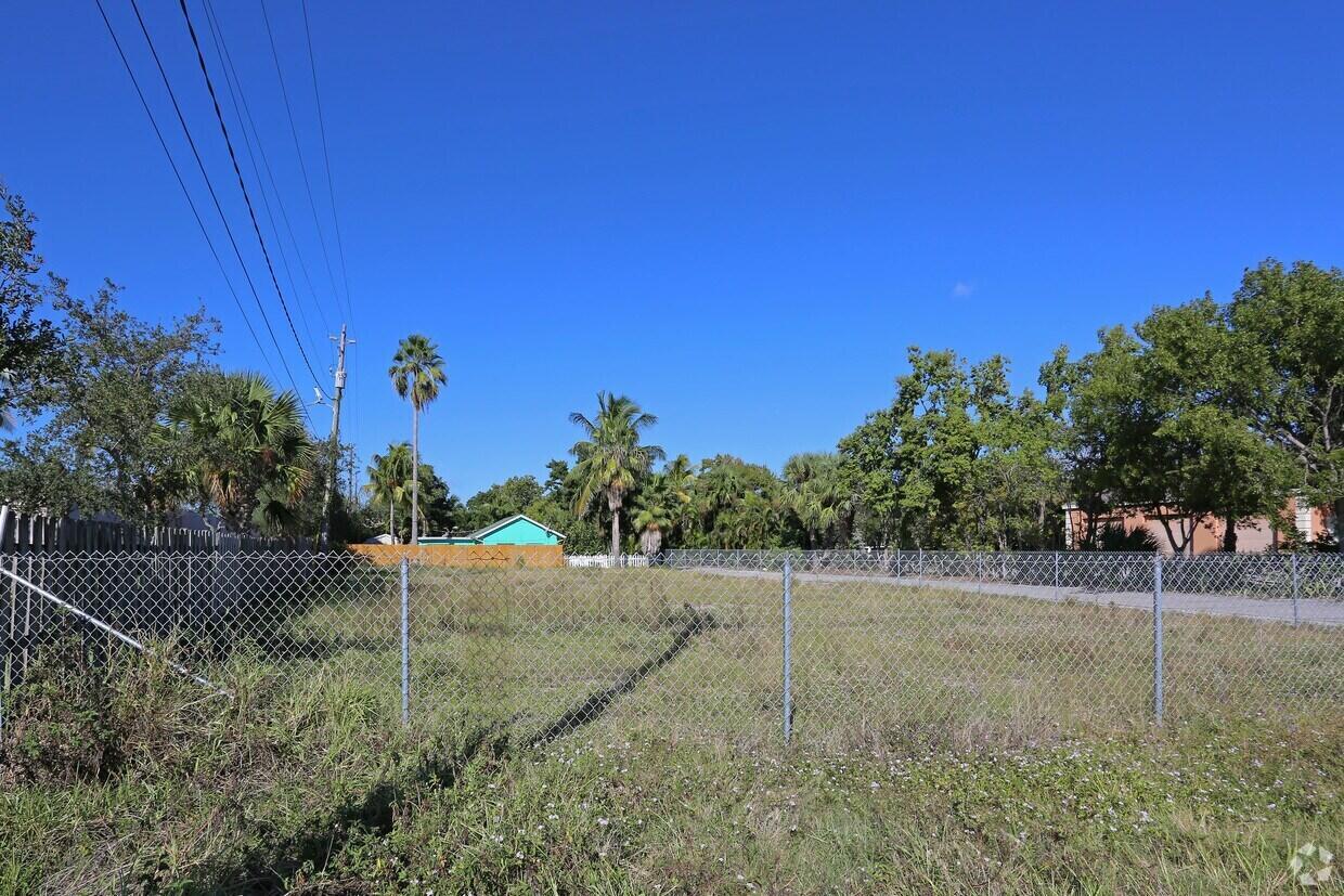   / 0  sq. ft. $ 2026-08-27 0 Photo