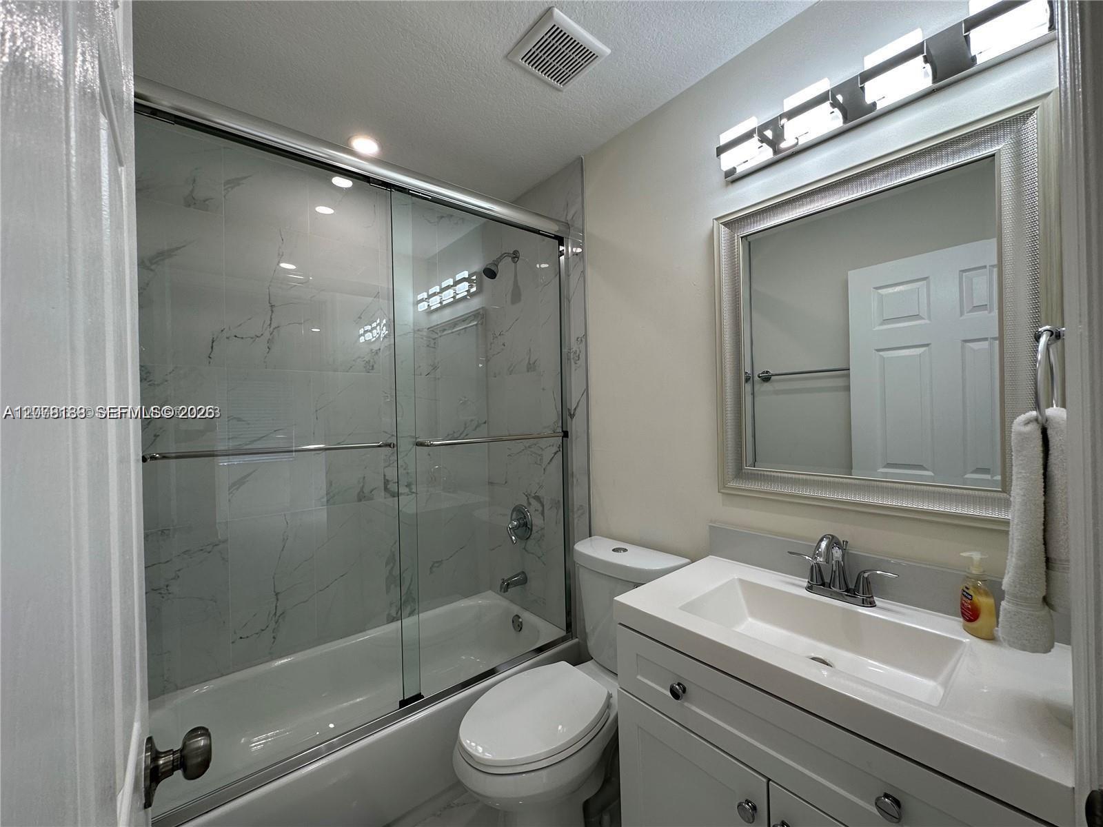 Ver detalles / 2580 sq. ft. $ 2026-08-26 0 foto