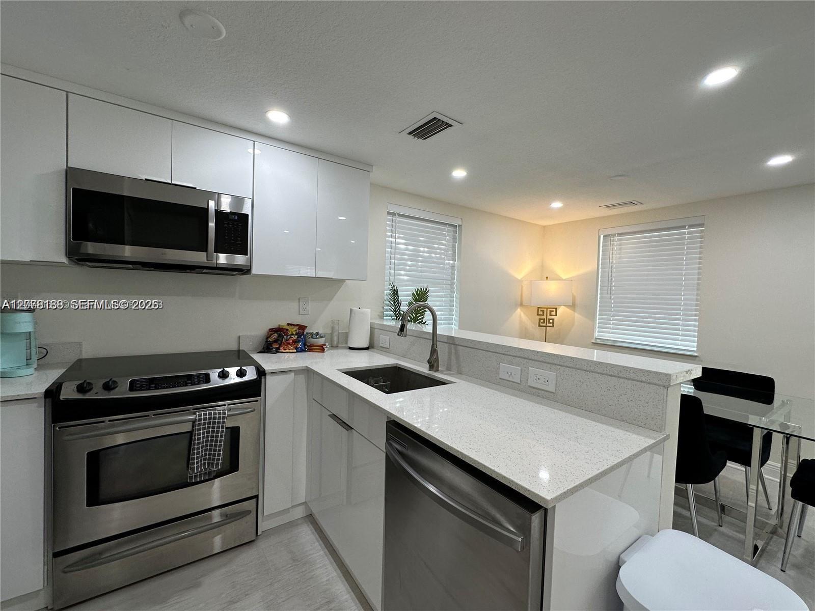 Ver detalles / 2580 sq. ft. $ 2026-08-26 0 foto