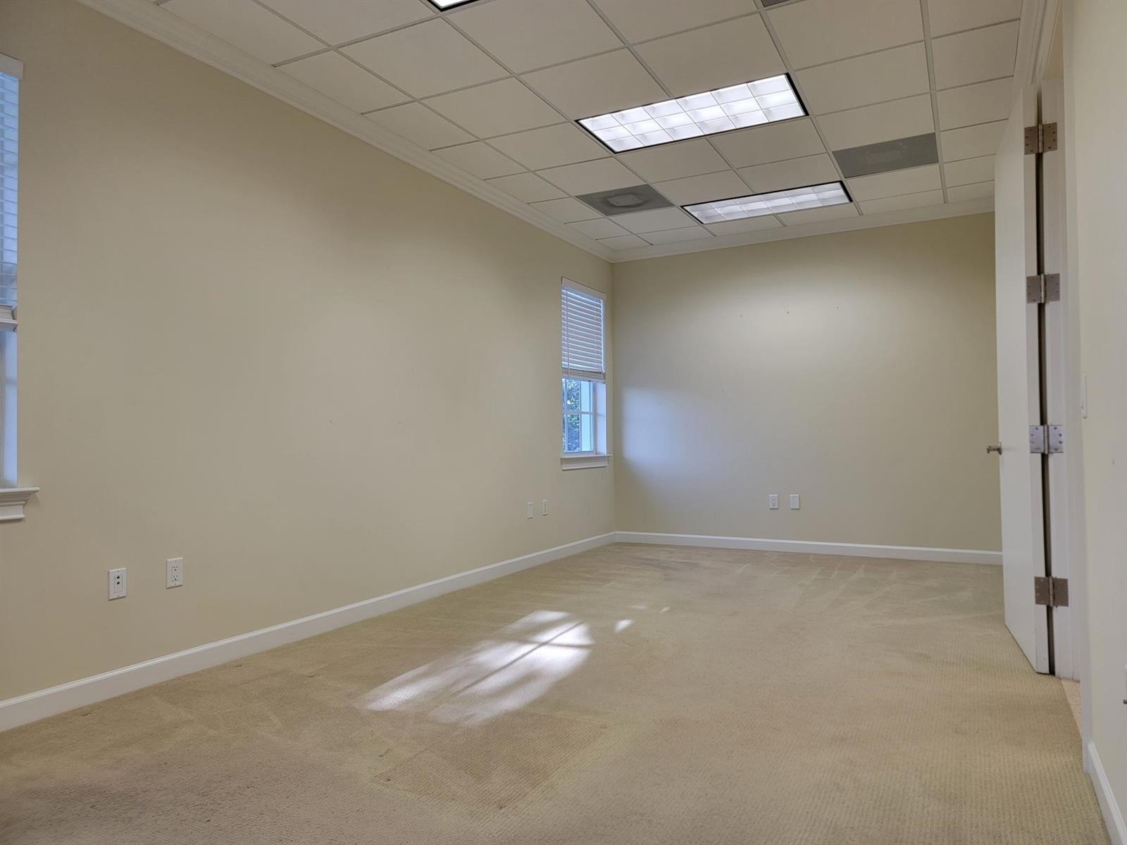 C-2  / 0  sq. ft. $ 2026-08-28 0 foto