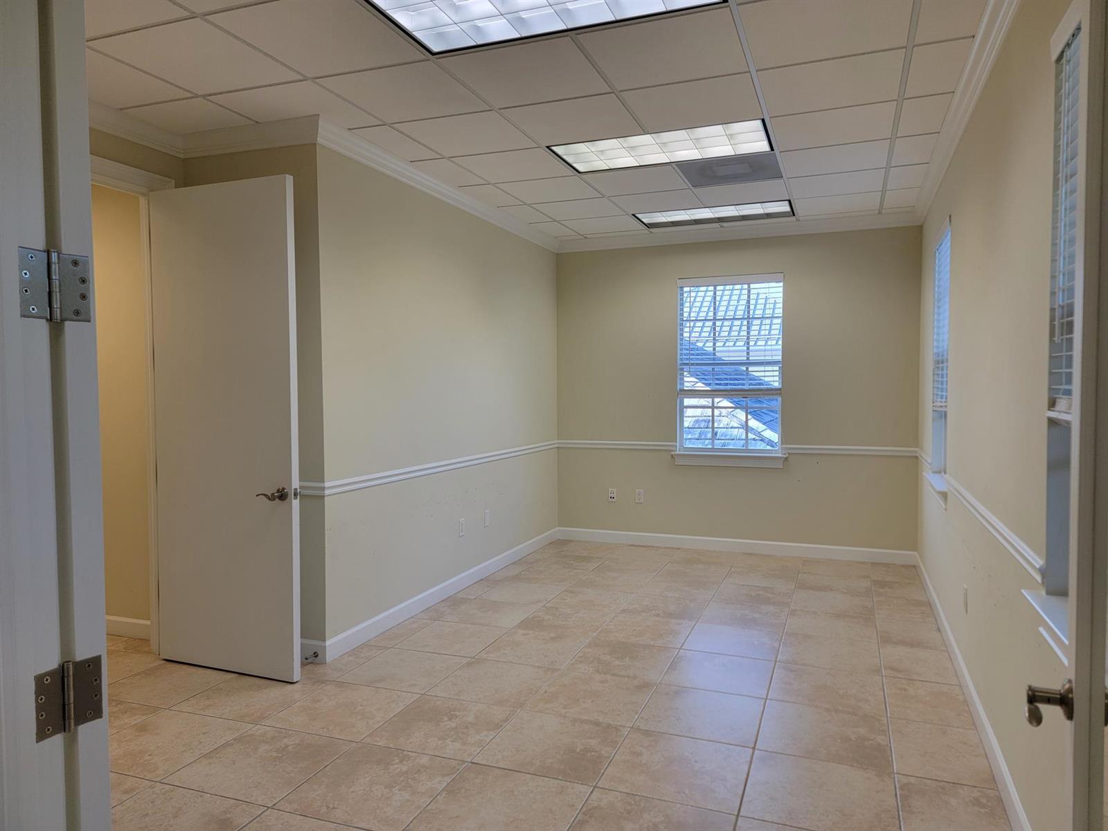 C-2  / 0  sq. ft. $ 2026-08-28 0 foto