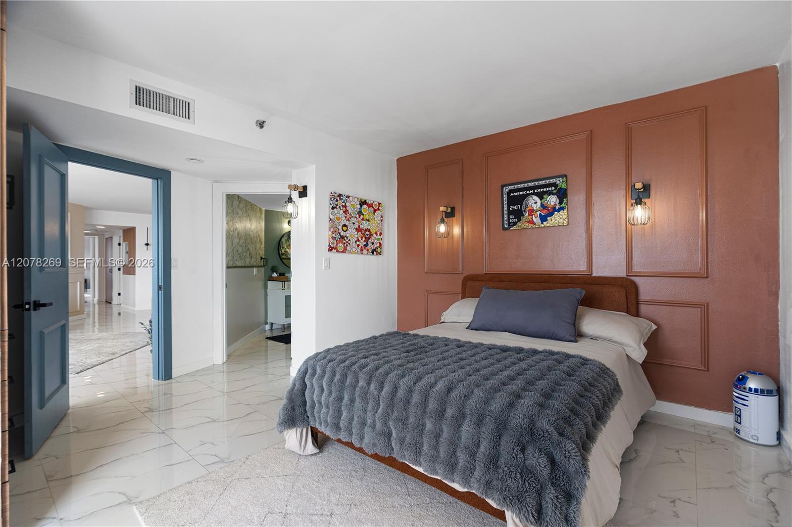 Ver detalles 2803 3 / 3 1840 sq. ft. $ 2026-08-26 0 foto