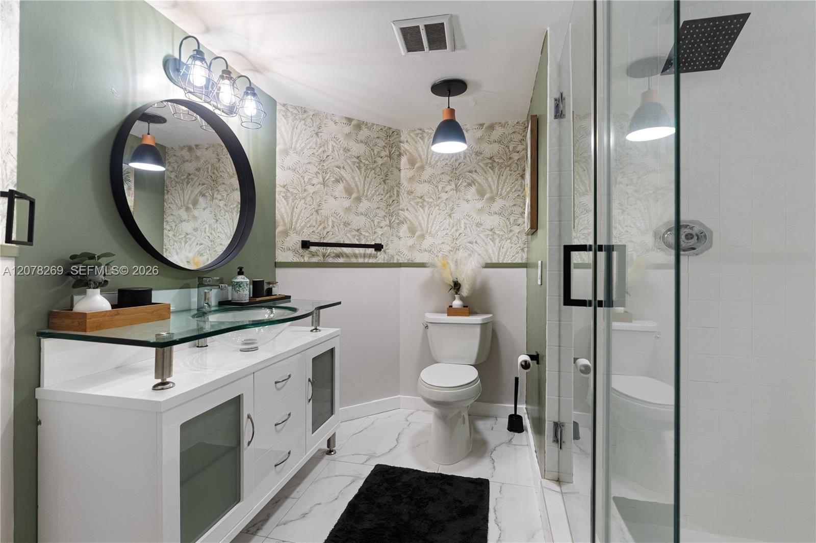 Ver detalles 2803 3 / 3 1840 sq. ft. $ 2026-08-26 0 foto