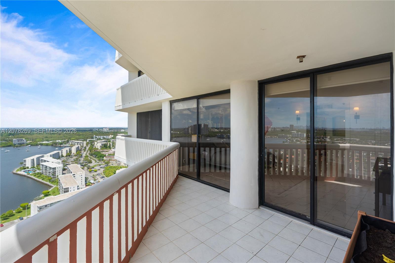 Ver detalles 2803 3 / 3 1840 sq. ft. $ 2026-08-26 0 foto