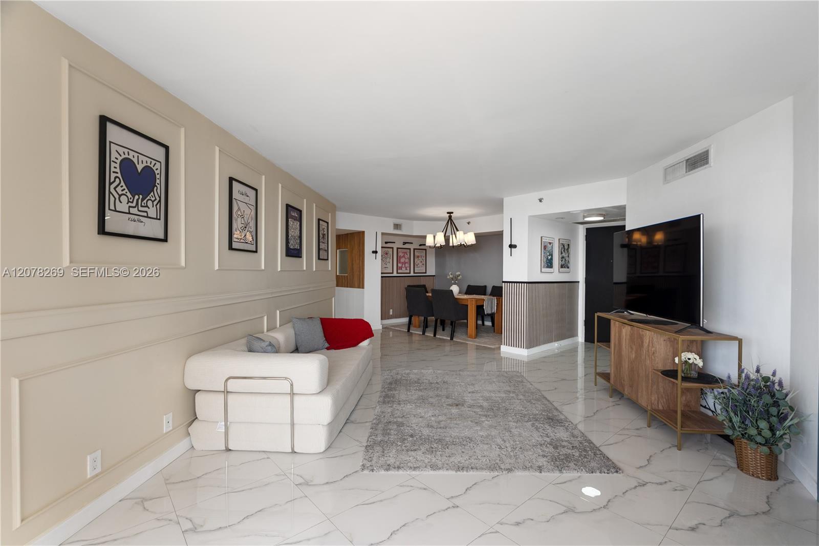 Ver detalles 2803 3 / 3 1840 sq. ft. $ 2026-08-26 0 foto