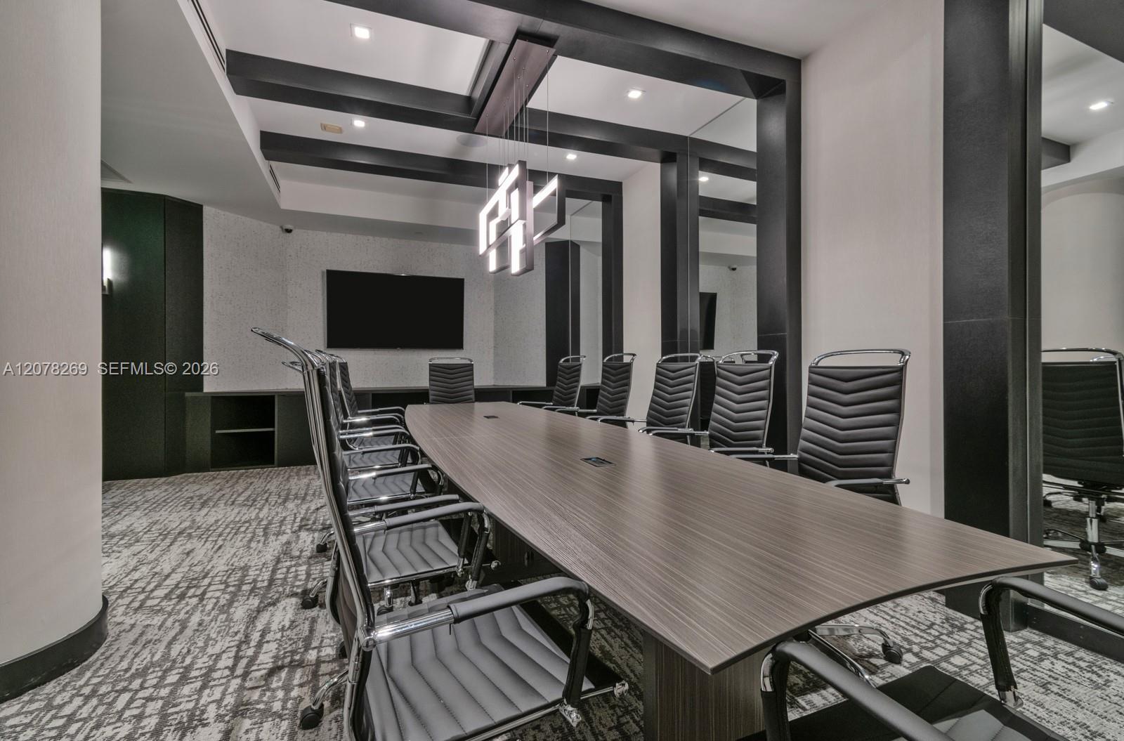 Ver detalles 2803 3 / 3 1840 sq. ft. $ 2026-08-26 0 foto