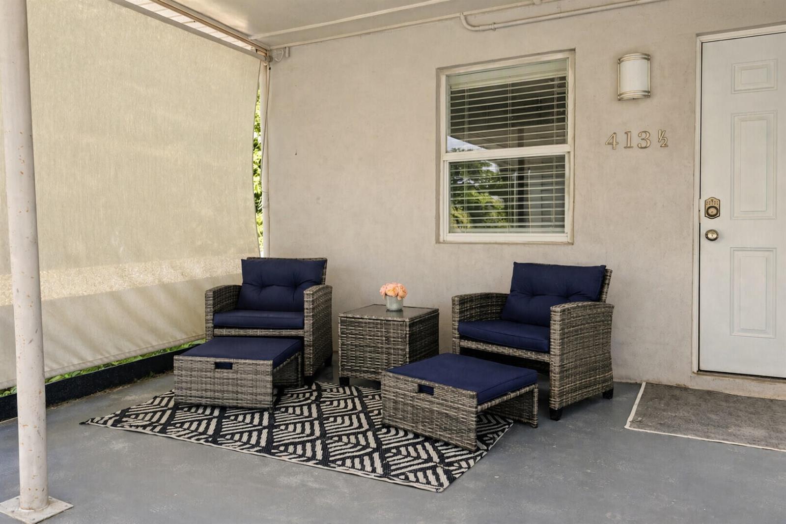 See details / 0 2072 sq. ft. $ 2026-10-19 0 Photo