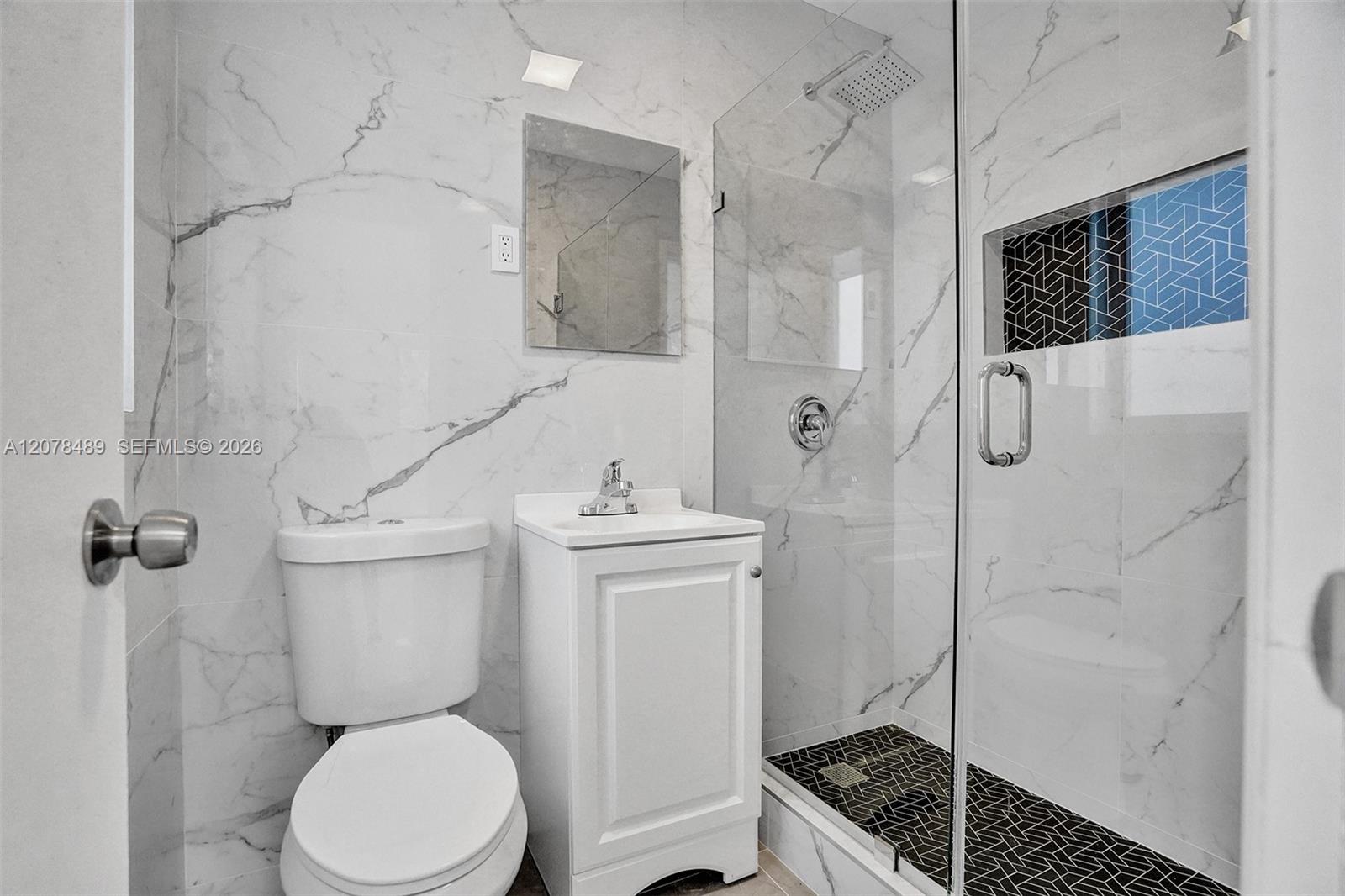   /  1876 sq. ft. $ 2026-08-26 0 foto