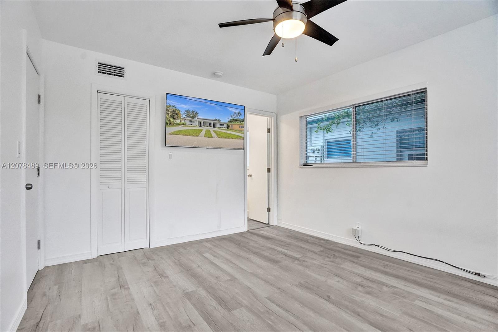   /  1876 sq. ft. $ 2026-08-26 0 foto