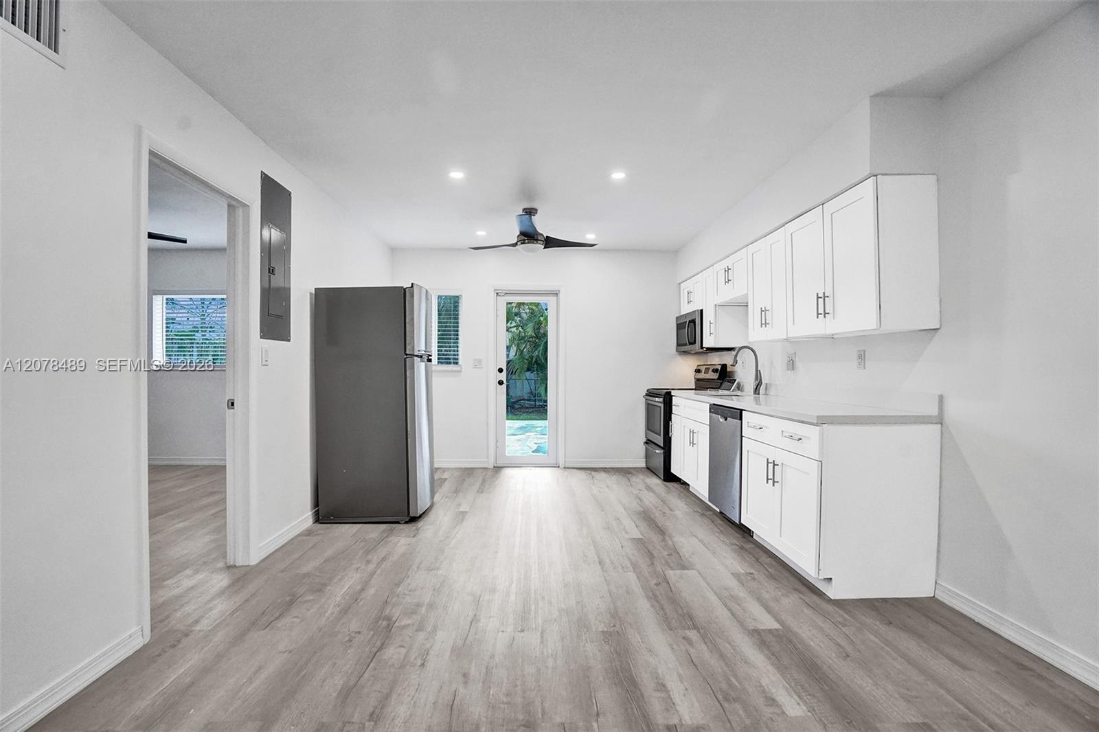   /  1876 sq. ft. $ 2026-08-26 0 foto
