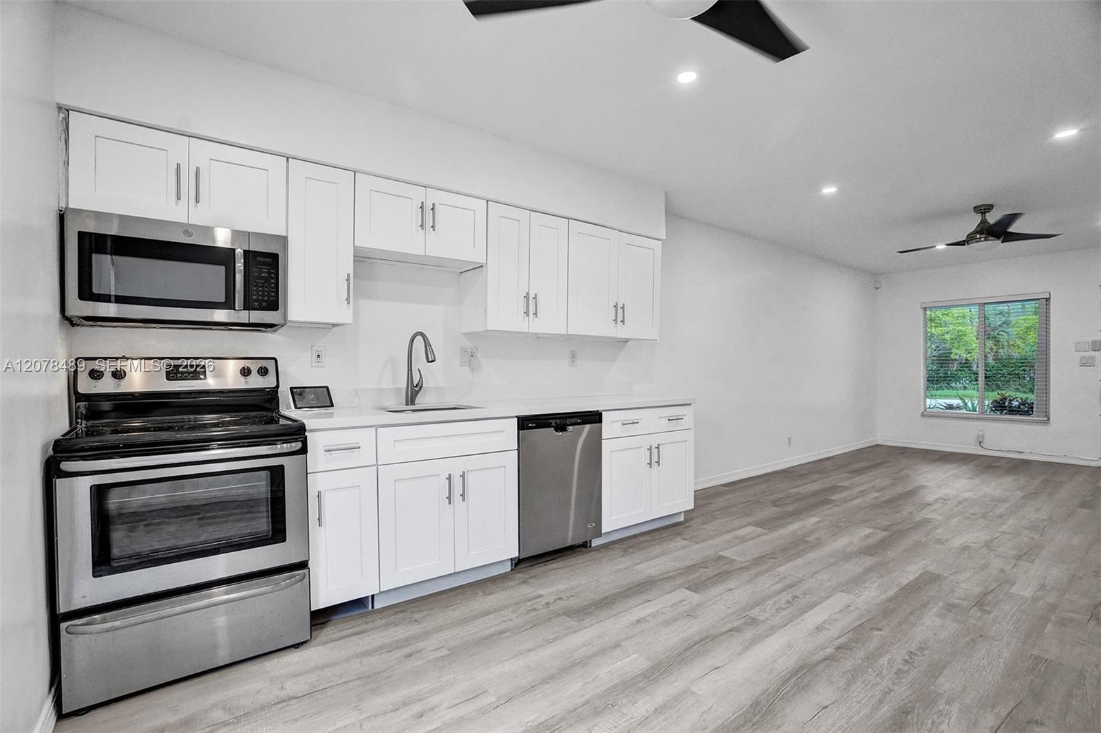   /  1876 sq. ft. $ 2026-08-26 0 foto