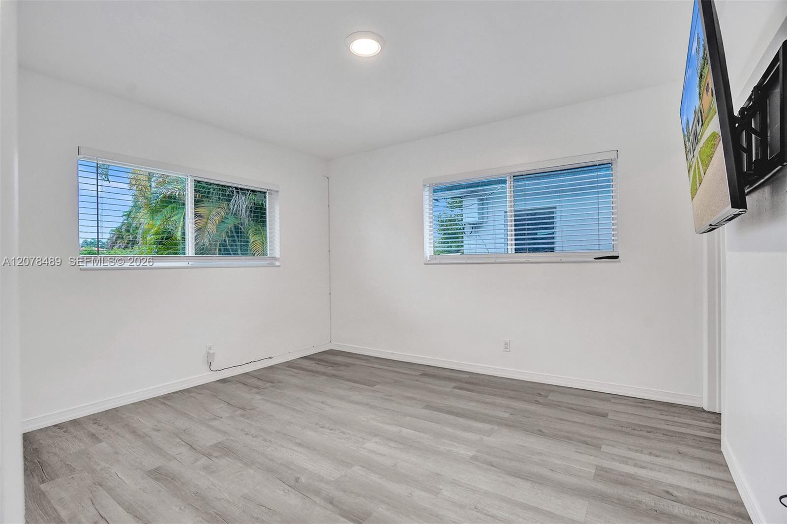   /  1876 sq. ft. $ 2026-08-26 0 foto